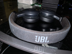 Jbl bt400 live, Puhelintarvikkeet, Puhelimet ja tarvikkeet, Jyväskylä, Tori.fi Jbl bt400 live, Puhelintarvikkeet, Puhelimet ja tarvikkeet, Jyväskylä, Tori.fi