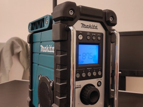 Makita DMR107 radio, Työkalut, tikkaat ja laitteet, Rakennustarvikkeet ja työkalut, Tampere, Tori.fi Makita DMR107 radio, Työkalut, tikkaat ja laitteet, Rakennustarvikkeet ja työkalut, Tampere, Tori.fi
