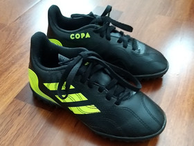 Adidas Copa jalkapallokengät 28, Jalkapallo, Urheilu ja ulkoilu, Espoo, Tori.fi Adidas Copa jalkapallokengät 28, Jalkapallo, Urheilu ja ulkoilu, Espoo, Tori.fi