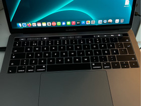 Macbook pro 2017 13tuumaa touchbar, Kannettavat, Tietokoneet ja lisälaitteet, Lahti, Tori.fi Macbook pro 2017 13tuumaa touchbar, Kannettavat, Tietokoneet ja lisälaitteet, Lahti, Tori.fi