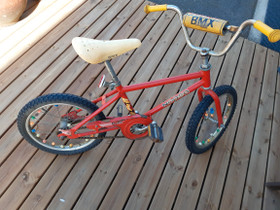 Bmx lastenpyörä, Lasten pyörät, Polkupyörät ja pyöräily, Oulu, Tori.fi Bmx lastenpyörä, Lasten pyörät, Polkupyörät ja pyöräily, Oulu, Tori.fi