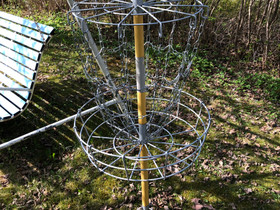 Frisbeegolf kori, Muu urheilu ja ulkoilu, Urheilu ja ulkoilu, Hämeenlinna, Tori.fi Frisbeegolf kori, Muu urheilu ja ulkoilu, Urheilu ja ulkoilu, Hämeenlinna, Tori.fi