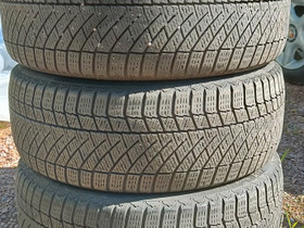 Hyvät kitkarenkaat 205/55r16, Renkaat ja vanteet, Kirkkonummi, Tori.fi Hyvät kitkarenkaat 205/55r16, Renkaat ja vanteet, Kirkkonummi, Tori.fi