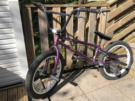 BMX temppupyörä, Muut pyörät, Polkupyörät ja pyöräily, Espoo, Tori.fi BMX temppupyörä, Muut pyörät, Polkupyörät ja pyöräily, Espoo, Tori.fi