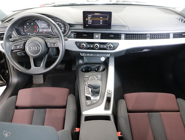 Audi A4 13