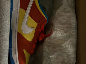 Nike sb dunk low Bart Simpson, Vaatteet ja kengät, Nurmijärvi, Tori.fi Nike sb dunk low Bart Simpson, Vaatteet ja kengät, Nurmijärvi, Tori.fi