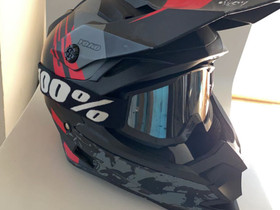 Motocrosskypärä/mopokypärä ja Lasit, Ajoasut, kengät ja kypärät, Mototarvikkeet ja varaosat, Joensuu, Tori.fi Motocrosskypärä/mopokypärä ja Lasit, Ajoasut, kengät ja kypärät, Mototarvikkeet ja varaosat, Joensuu, Tori.fi