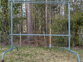 Mattoteline, Muu piha ja puutarha, Piha ja puutarha, Sodankylä, Tori.fi Mattoteline, Muu piha ja puutarha, Piha ja puutarha, Sodankylä, Tori.fi