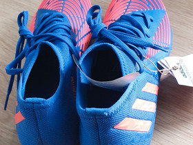 Adidas edge 2 MG, Vaatteet ja kengät, Helsinki, Tori.fi Adidas edge 2 MG, Vaatteet ja kengät, Helsinki, Tori.fi