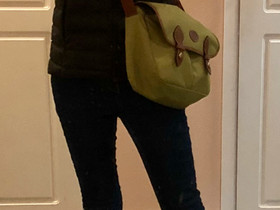 Longchamp messenger, Laukut ja hatut, Asusteet ja kellot, Lahti, Tori.fi Longchamp messenger, Laukut ja hatut, Asusteet ja kellot, Lahti, Tori.fi