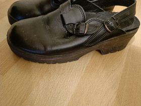 Työkengät laja pro koko40, Vaatteet ja kengät, Helsinki, Tori.fi Työkengät laja pro koko40, Vaatteet ja kengät, Helsinki, Tori.fi