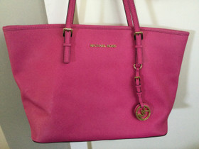 Michael kors laukku, Laukut ja hatut, Asusteet ja kellot, Heinola, Tori.fi Michael kors laukku, Laukut ja hatut, Asusteet ja kellot, Heinola, Tori.fi