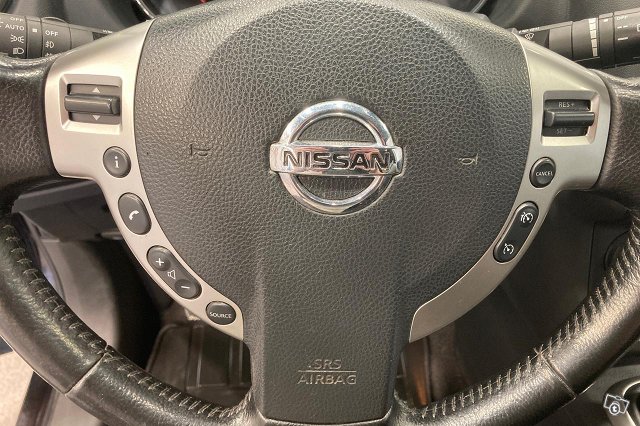 Nissan QASHQAI+2 25