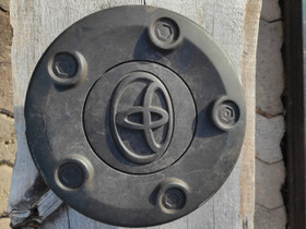 Toyotan kapseli, Renkaat ja vanteet, Rovaniemi, Tori.fi Toyotan kapseli, Renkaat ja vanteet, Rovaniemi, Tori.fi