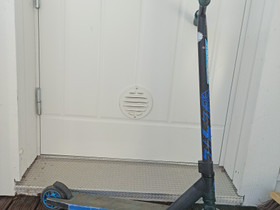 Scootti/potkulauta, Muu urheilu ja ulkoilu, Urheilu ja ulkoilu, Ylöjärvi, Tori.fi Scootti/potkulauta, Muu urheilu ja ulkoilu, Urheilu ja ulkoilu, Ylöjärvi, Tori.fi