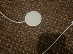 Apple MagSafe langaton laturi, Puhelintarvikkeet, Puhelimet ja tarvikkeet, Hamina, Tori.fi Apple MagSafe langaton laturi, Puhelintarvikkeet, Puhelimet ja tarvikkeet, Hamina, Tori.fi