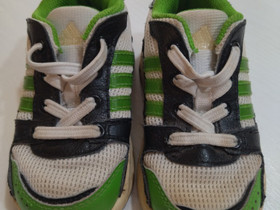 Adidas lenkkarit koko 21, Lastenvaatteet ja kengät, Vantaa, Tori.fi Adidas lenkkarit koko 21, Lastenvaatteet ja kengät, Vantaa, Tori.fi