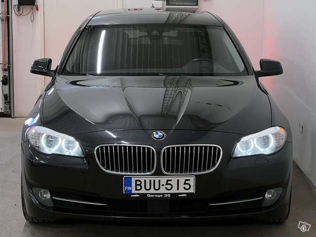 BMW 530 2