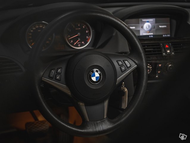 BMW 630 8