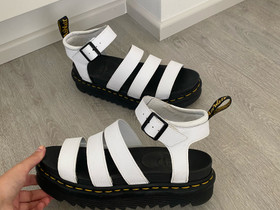 Dr. martens sandaalit, Vaatteet ja kengät, Seinäjoki, Tori.fi Dr. martens sandaalit, Vaatteet ja kengät, Seinäjoki, Tori.fi