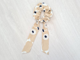Marimekko hiusdonitsi, Muut asusteet, Asusteet ja kellot, Sipoo, Tori.fi Marimekko hiusdonitsi, Muut asusteet, Asusteet ja kellot, Sipoo, Tori.fi