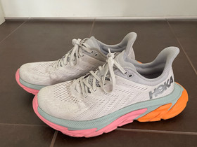 HOKA One One - Clifton Edge juoksukengät, Vaatteet ja kengät, Seinäjoki, Tori.fi HOKA One One - Clifton Edge juoksukengät, Vaatteet ja kengät, Seinäjoki, Tori.fi