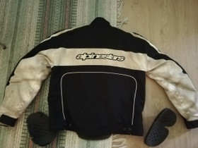 Alpinestars ajotakki, Ajoasut, kengät ja kypärät, Mototarvikkeet ja varaosat, Joensuu, Tori.fi Alpinestars ajotakki, Ajoasut, kengät ja kypärät, Mototarvikkeet ja varaosat, Joensuu, Tori.fi