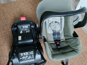 Britax turvakaukalo+isofix telakka, Turvaistuimet ja kaukalot, Lastentarvikkeet ja lelut, Turku, Tori.fi Britax turvakaukalo+isofix telakka, Turvaistuimet ja kaukalot, Lastentarvikkeet ja lelut, Turku, Tori.fi