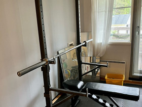 Kotisali 140kg painoja, olympiatankoa etc, Kuntoilu ja fitness, Urheilu ja ulkoilu, Turku, Tori.fi Kotisali 140kg painoja, olympiatankoa etc, Kuntoilu ja fitness, Urheilu ja ulkoilu, Turku, Tori.fi