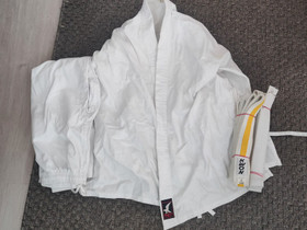 Karate junioripuku, Muu urheilu ja ulkoilu, Urheilu ja ulkoilu, Oulu, Tori.fi Karate junioripuku, Muu urheilu ja ulkoilu, Urheilu ja ulkoilu, Oulu, Tori.fi