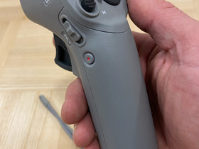 DJI fpv motion controller, Valokuvaustarvikkeet, Kamerat ja valokuvaus, Pyhtää, Tori.fi DJI fpv motion controller, Valokuvaustarvikkeet, Kamerat ja valokuvaus, Pyhtää, Tori.fi