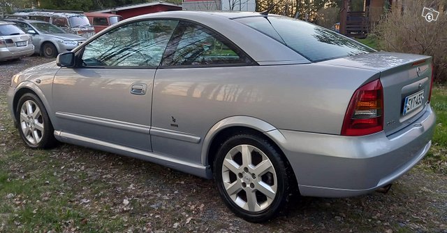 Opel Astra 4