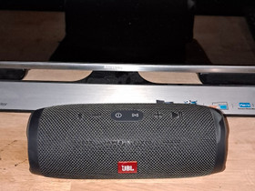 JBL Charge 3, Audio ja musiikkilaitteet, Viihde-elektroniikka, Espoo, Tori.fi JBL Charge 3, Audio ja musiikkilaitteet, Viihde-elektroniikka, Espoo, Tori.fi