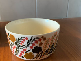 Marimekko lautanen, Tarjoiluastiat, Keittiötarvikkeet ja astiat, Pori, Tori.fi Marimekko lautanen, Tarjoiluastiat, Keittiötarvikkeet ja astiat, Pori, Tori.fi