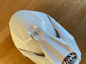 Airoh Twist L kypärä, Ajoasut, kengät ja kypärät, Mototarvikkeet ja varaosat, Oulu, Tori.fi Airoh Twist L kypärä, Ajoasut, kengät ja kypärät, Mototarvikkeet ja varaosat, Oulu, Tori.fi
