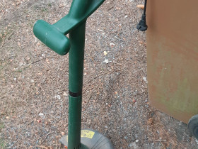 Park merkkinen sähkötrimmeri, Leikkurit ja koneet, Piha ja puutarha, Lappeenranta, Tori.fi Park merkkinen sähkötrimmeri, Leikkurit ja koneet, Piha ja puutarha, Lappeenranta, Tori.fi