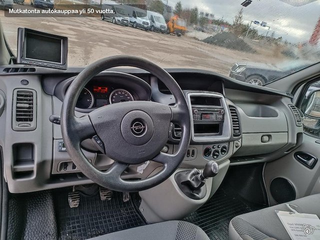 Opel VIVARO 6