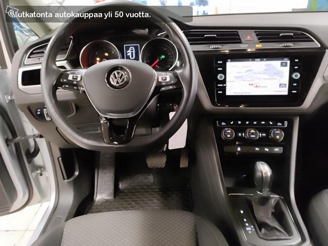 Volkswagen, VW TOURAN 7