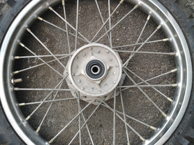 Kawasaki KX60 etupyörä, Moottoripyörän varaosat ja tarvikkeet, Mototarvikkeet ja varaosat, Muurame, Tori.fi Kawasaki KX60 etupyörä, Moottoripyörän varaosat ja tarvikkeet, Mototarvikkeet ja varaosat, Muurame, Tori.fi