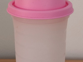 Tupperware pullo, Muut keittiötarvikkeet, Keittiötarvikkeet ja astiat, Jyväskylä, Tori.fi Tupperware pullo, Muut keittiötarvikkeet, Keittiötarvikkeet ja astiat, Jyväskylä, Tori.fi