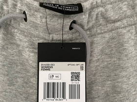 Nike collegehousut, Vaatteet ja kengät, Nurmijärvi, Tori.fi Nike collegehousut, Vaatteet ja kengät, Nurmijärvi, Tori.fi