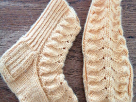 Villasukat 15cm pikkulapselle, Lastenvaatteet ja kengät, Vantaa, Tori.fi Villasukat 15cm pikkulapselle, Lastenvaatteet ja kengät, Vantaa, Tori.fi