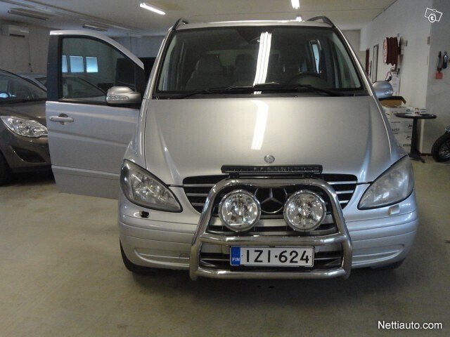 Mercedes-Benz Viano 2