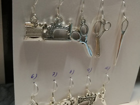 Korviksia,ompeluaiheiset riipukset, Kellot ja korut, Asusteet ja kellot, Säkylä, Tori.fi Korviksia,ompeluaiheiset riipukset, Kellot ja korut, Asusteet ja kellot, Säkylä, Tori.fi
