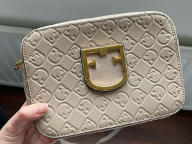 Furla Brava mini Dalia, Laukut ja hatut, Asusteet ja kellot, Turku, Tori.fi Furla Brava mini Dalia, Laukut ja hatut, Asusteet ja kellot, Turku, Tori.fi