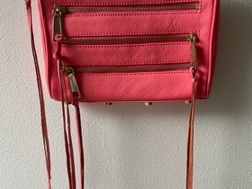 Rebecca Minkoff Moto Mini 3 Zippers Crossbody Bag, Laukut ja hatut, Asusteet ja kellot, Turku, Tori.fi Rebecca Minkoff Moto Mini 3 Zippers Crossbody Bag, Laukut ja hatut, Asusteet ja kellot, Turku, Tori.fi