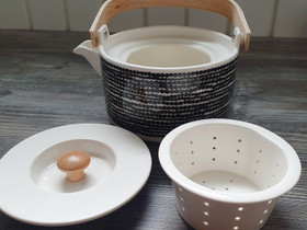Siirtolapuutarha teekannu Marimekko, Tarjoiluastiat, Keittiötarvikkeet ja astiat, Joensuu, Tori.fi Siirtolapuutarha teekannu Marimekko, Tarjoiluastiat, Keittiötarvikkeet ja astiat, Joensuu, Tori.fi