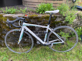 Bianchi Impulso 50, Kilpapyörät, Polkupyörät ja pyöräily, Vantaa, Tori.fi Bianchi Impulso 50, Kilpapyörät, Polkupyörät ja pyöräily, Vantaa, Tori.fi