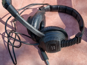 Kuulokkeita, Audio ja musiikkilaitteet, Viihde-elektroniikka, Ulvila, Tori.fi Kuulokkeita, Audio ja musiikkilaitteet, Viihde-elektroniikka, Ulvila, Tori.fi