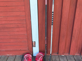 2 rigthin mailaa + (hanskat), Jääkiekko ja luistelu, Urheilu ja ulkoilu, Kotka, Tori.fi 2 rigthin mailaa + (hanskat), Jääkiekko ja luistelu, Urheilu ja ulkoilu, Kotka, Tori.fi